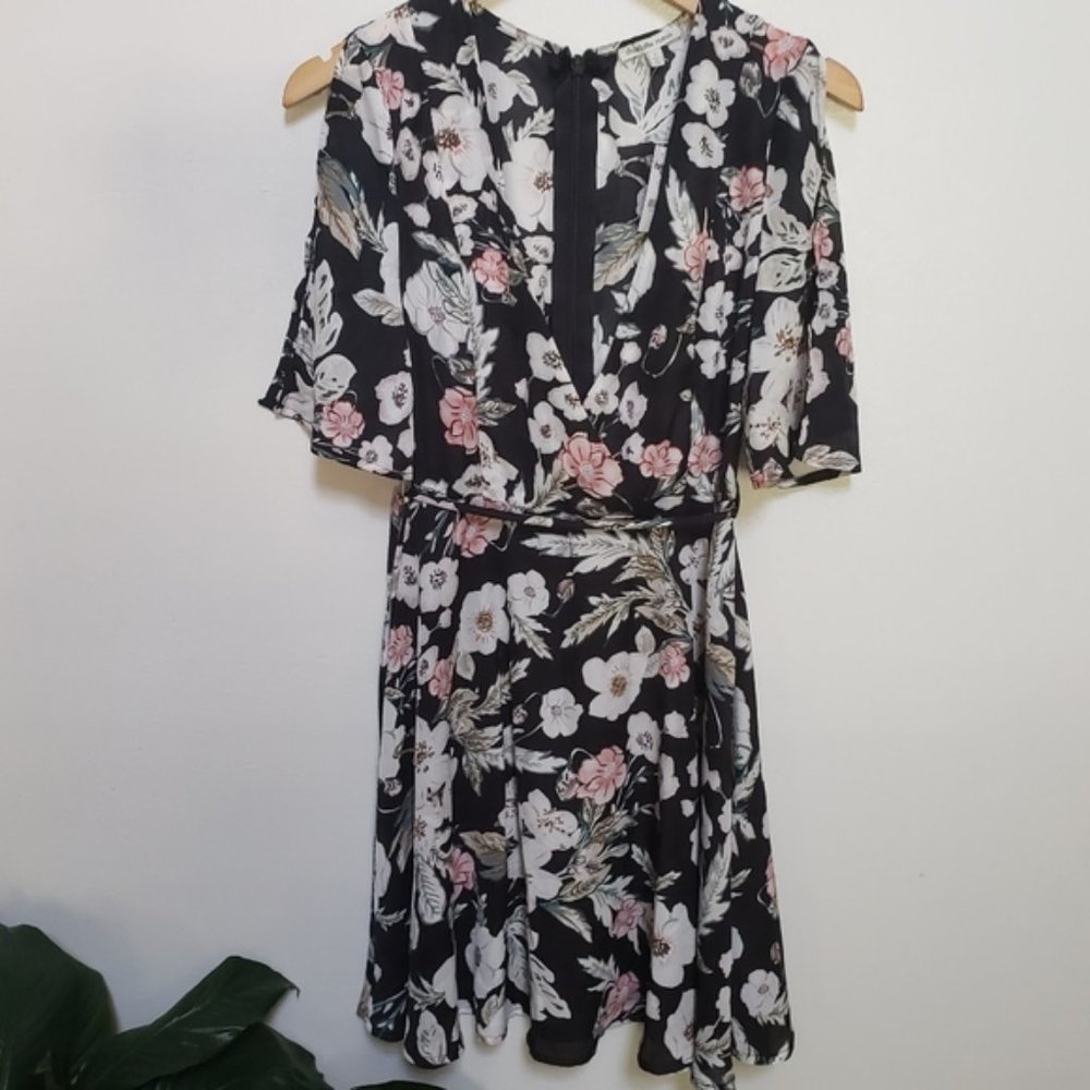 Charlotte Russe Floral Dress Sz S NWT